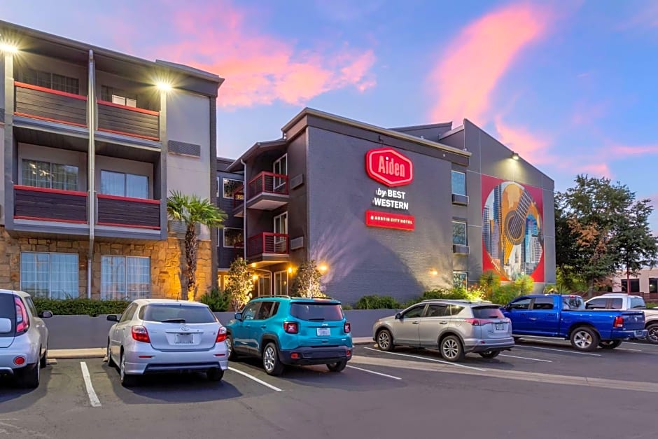 Aiden by Best Western @ Austin City Hotel