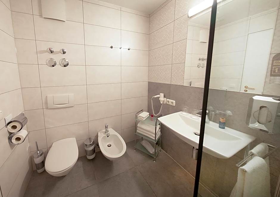 ARABEST Aparthotel & Boardinghouse