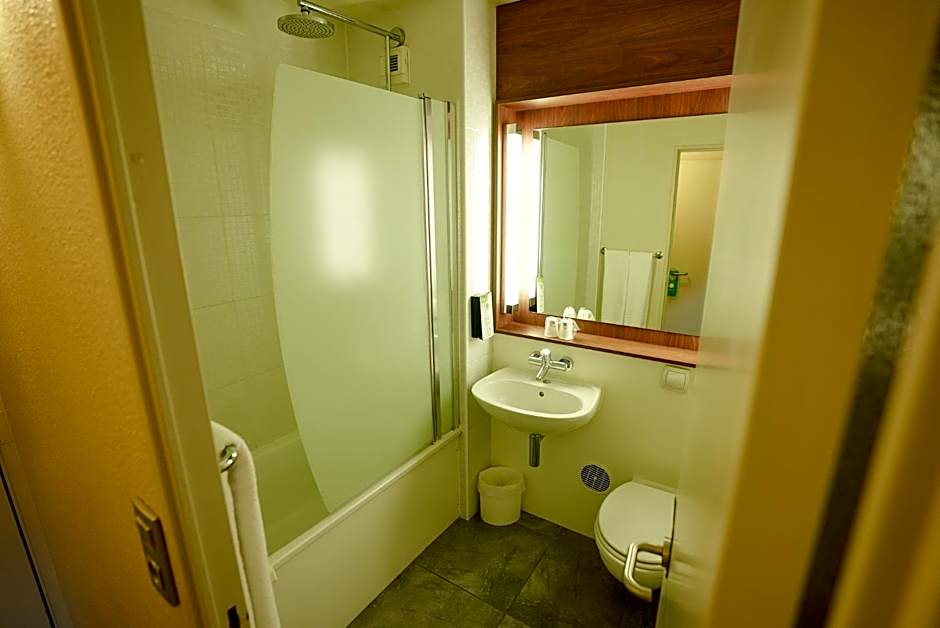 Hotel Campanile Roissy