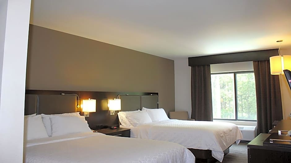 Holiday Inn Express Hotels & Suites Rockingham West By IHG