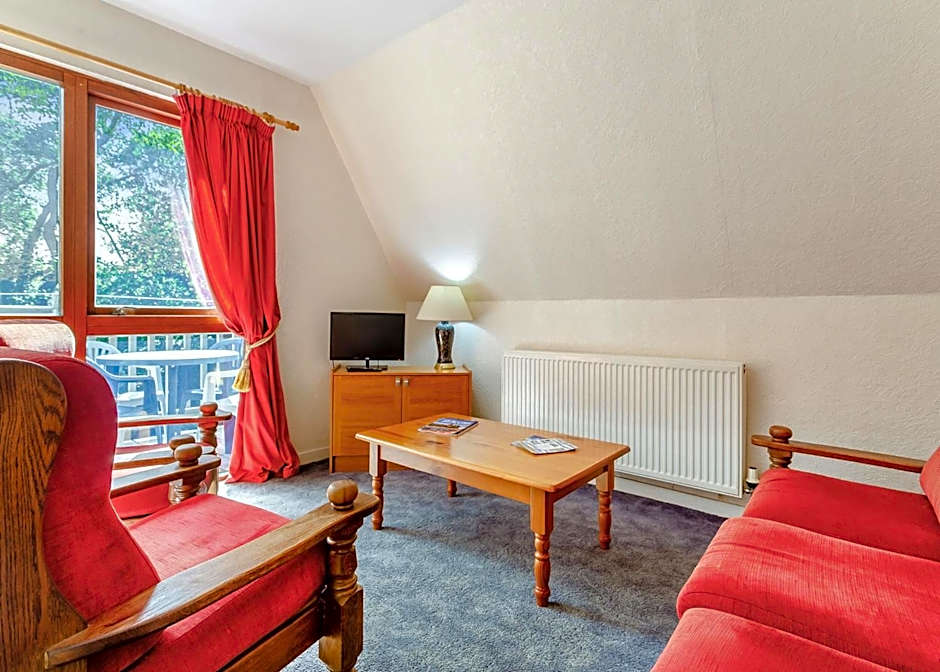 Delny Highland Lodges