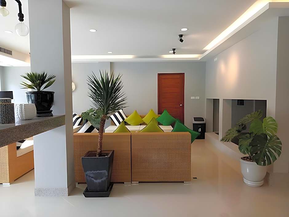 Phangan Pearl Hostel