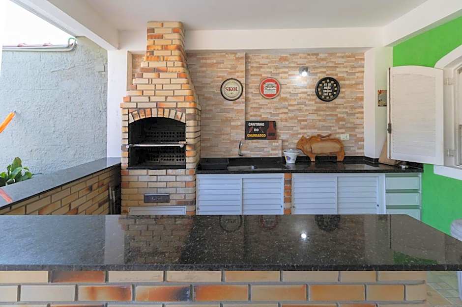 Casa com piscina prox a Praia em Peruibe SP