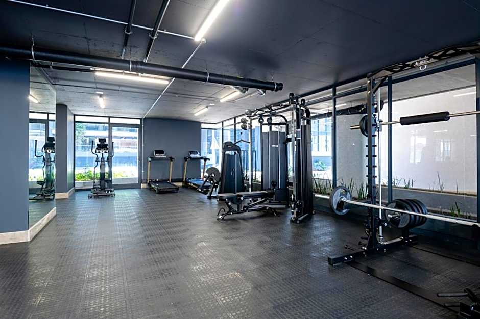 Luxury Bellagio 304 Two Bed with Inverter