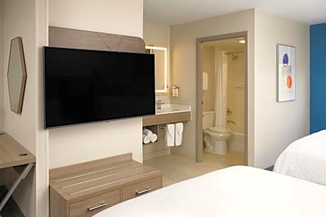 Queen Suite with Sofa Bed