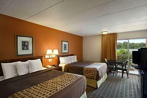 Days Inn by Wyndham Birmingham AL