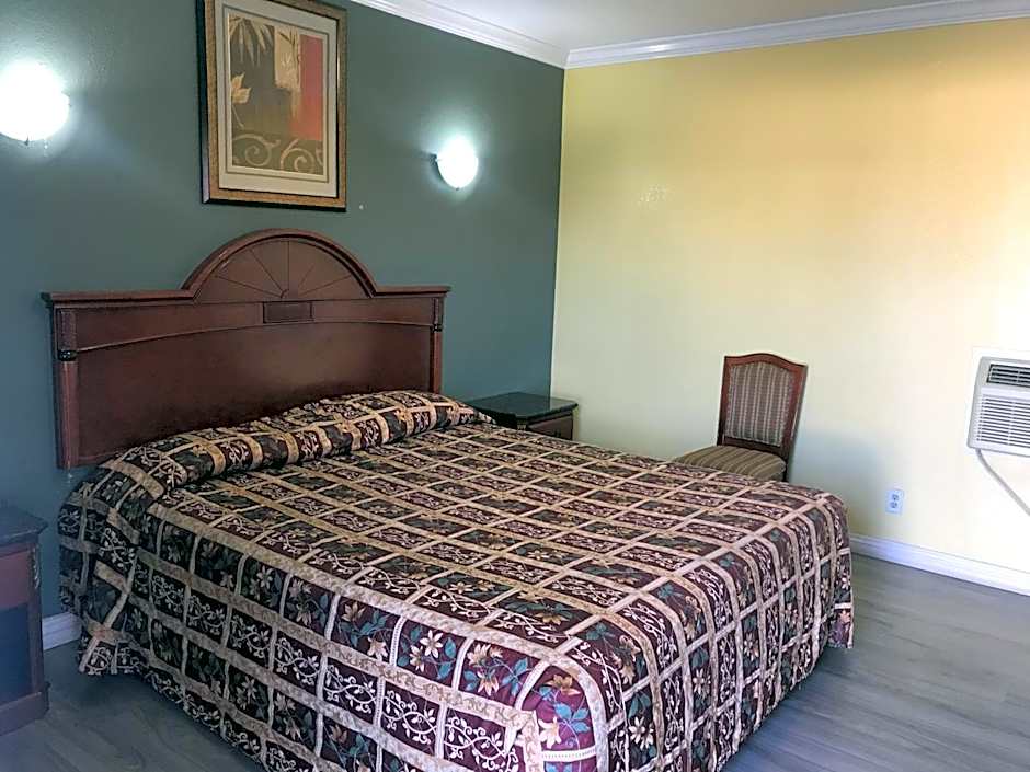 Colony Inn Motel