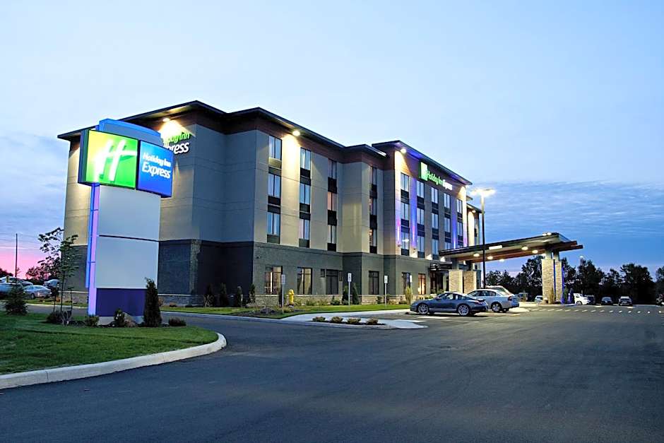 Holiday Inn Express Pembroke By IHG