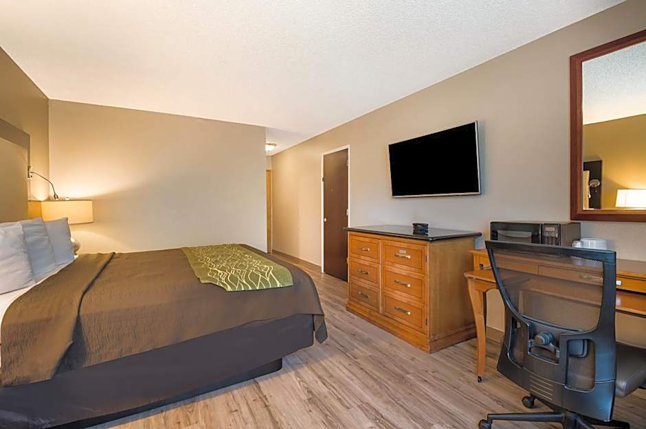 Rodeway Inn & Suites Portland West - Beaverton