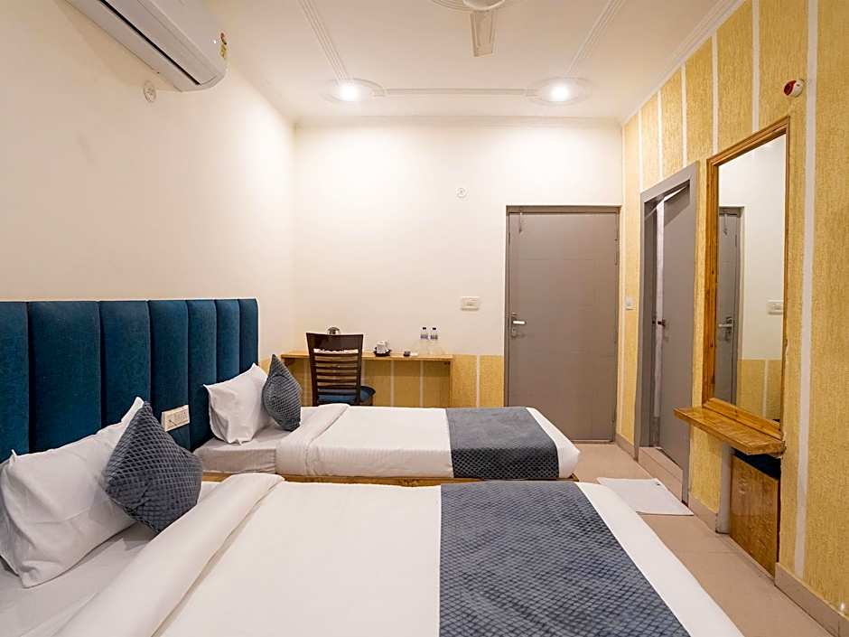 Moustache Hostel Agra