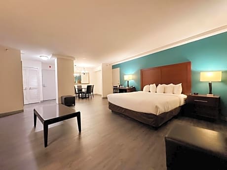 Superior King Room - Non Smoking