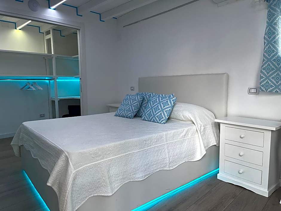 Palmasera Charming Rooms