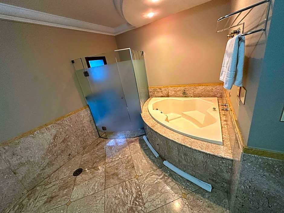 Ibis Styles Presidente Prudente, Portal of the West