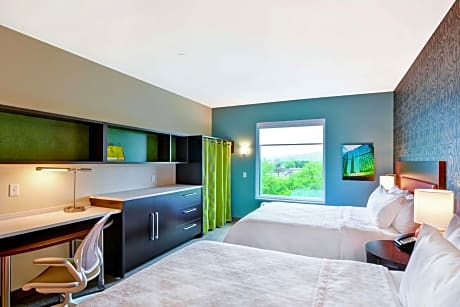 Queen Studio with Two Queen Beds - Mobility Access/Non-Smoking