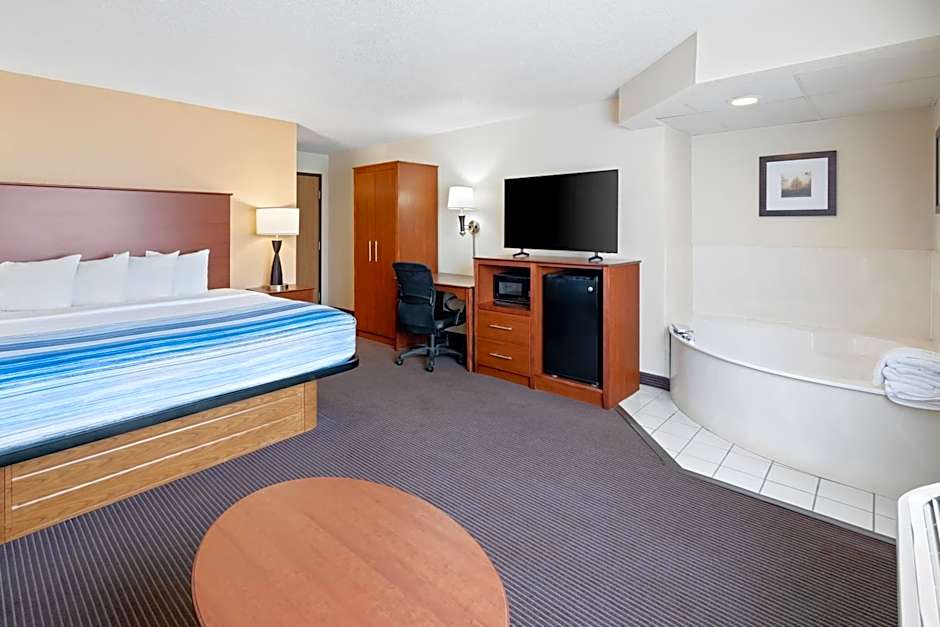 AmericInn by Wyndham Bismarck