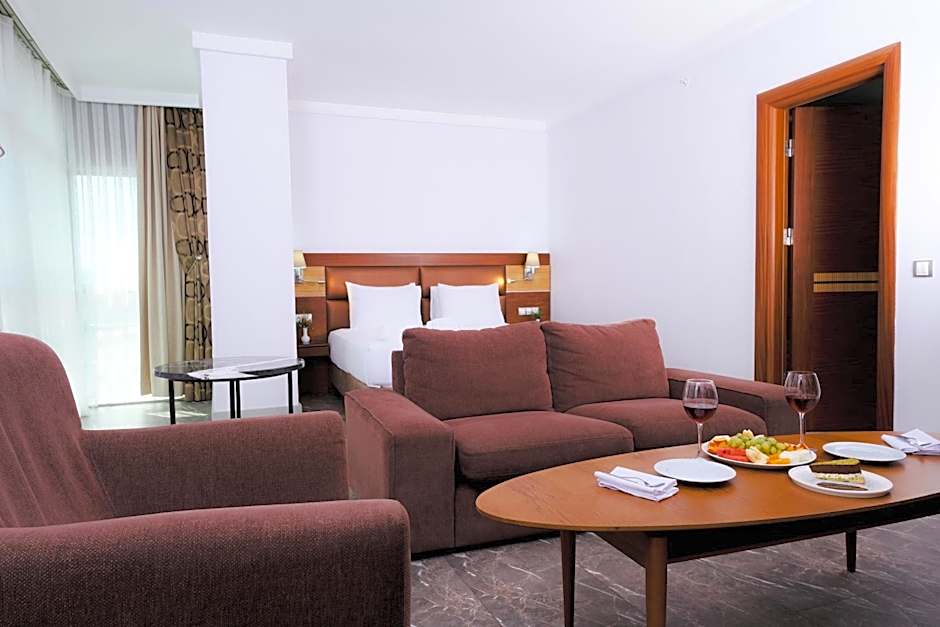 ARMİS HOTEL