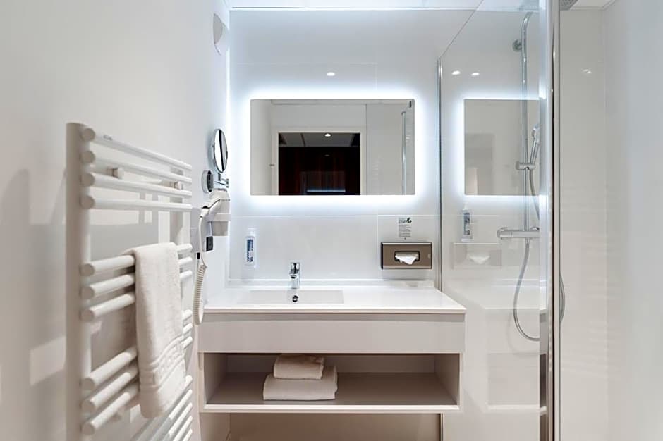 Westotel Taverny - Paris Val-d'Oise