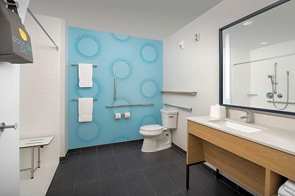 Tru by Hilton Jacksonville Airport I-95