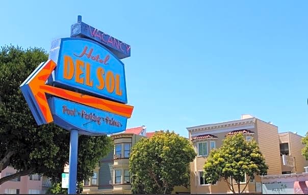 Hotel Del Sol