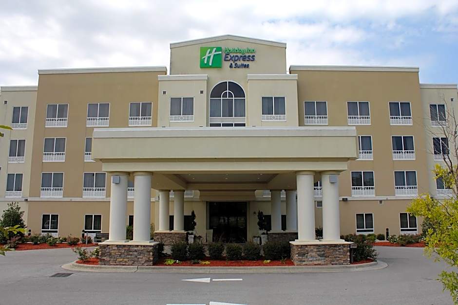 Holiday Inn Express & Suites Havelock Northwest New Bern By IHG