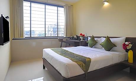 Treebo Balaji Residency