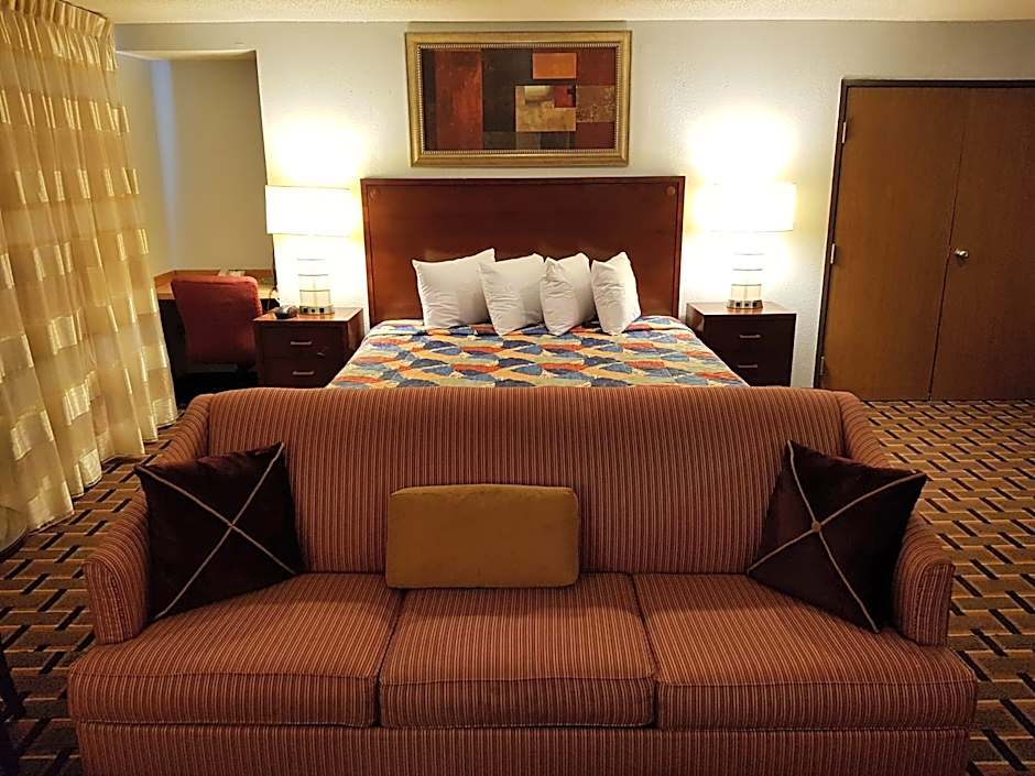 Le Mars Inn and Suites