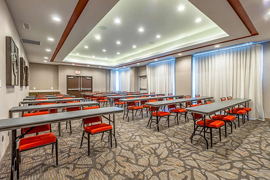 Hawthorn Extended Stay by Wyndham Loveland