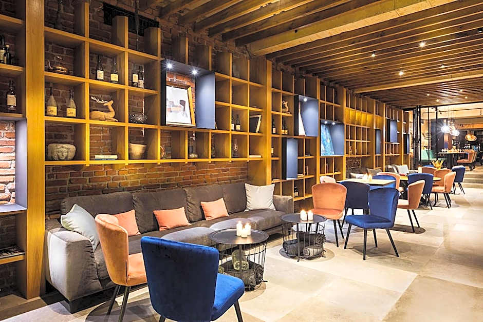 Chateau Copsa Complex