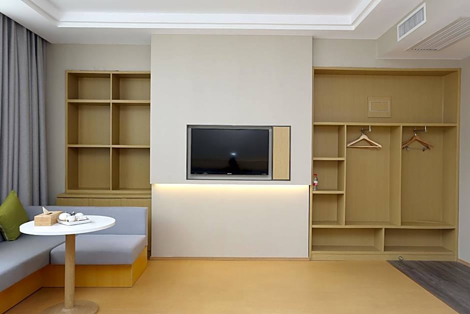 GreenTree Inn ShanXi TaiYuan JianSheS) Road Changfeng Road Express Hotel                        