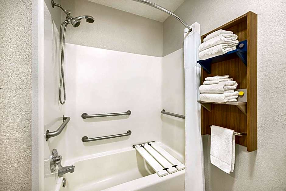 Microtel Inn & Suites By Wyndham New Ulm