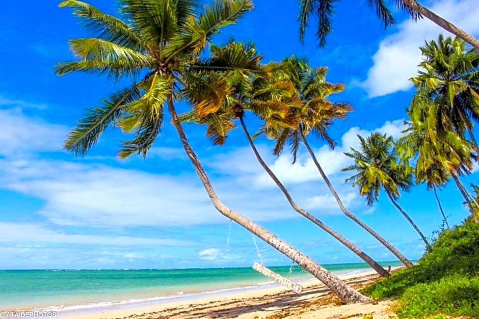 Gamboa Patacho just 190 m from Praia do Patacho, on the Rota dos Milagres.