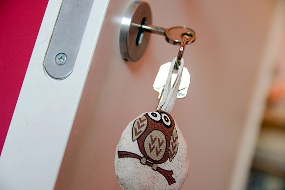 Casa Fuori Casa - 200 mt dal casello autostradale, parcheggio gratuito, garage moto