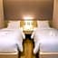 L Hotel