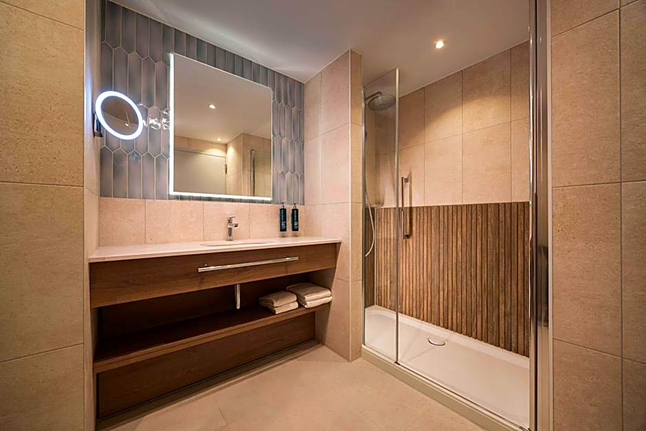 DoubleTree by Hilton Rotterdam Centre