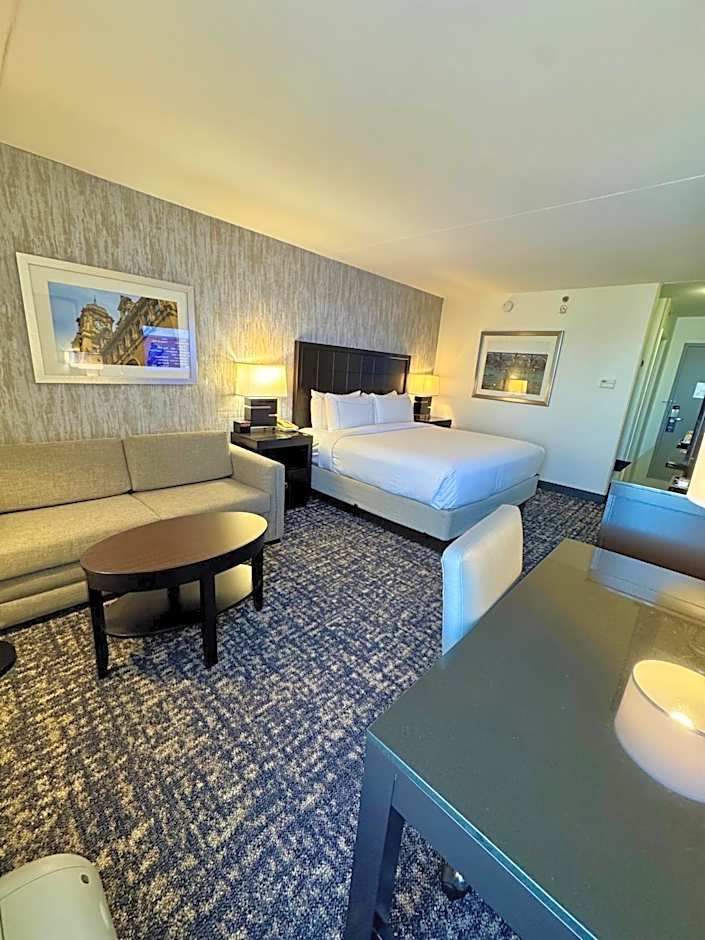 DoubleTree By Hilton Richmond-Midlothian