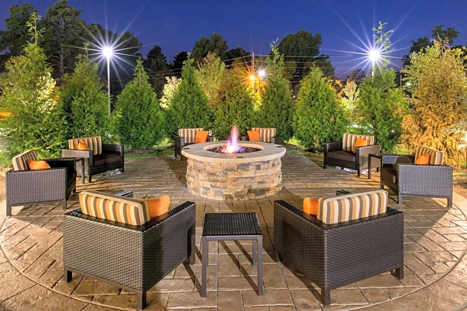 Courtyard by Marriott Hot Springs