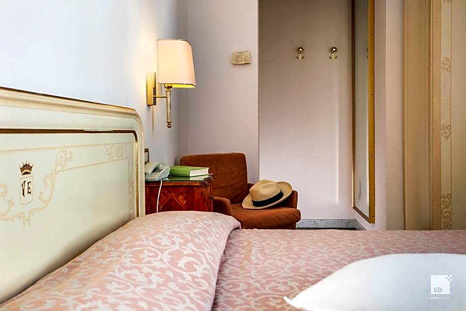 Hotel Villa Elena