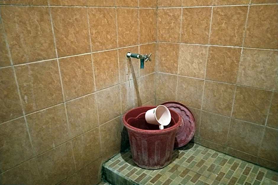 Hotel O Dannis Homestay Near Musholla Al Istiqomah Terawangan