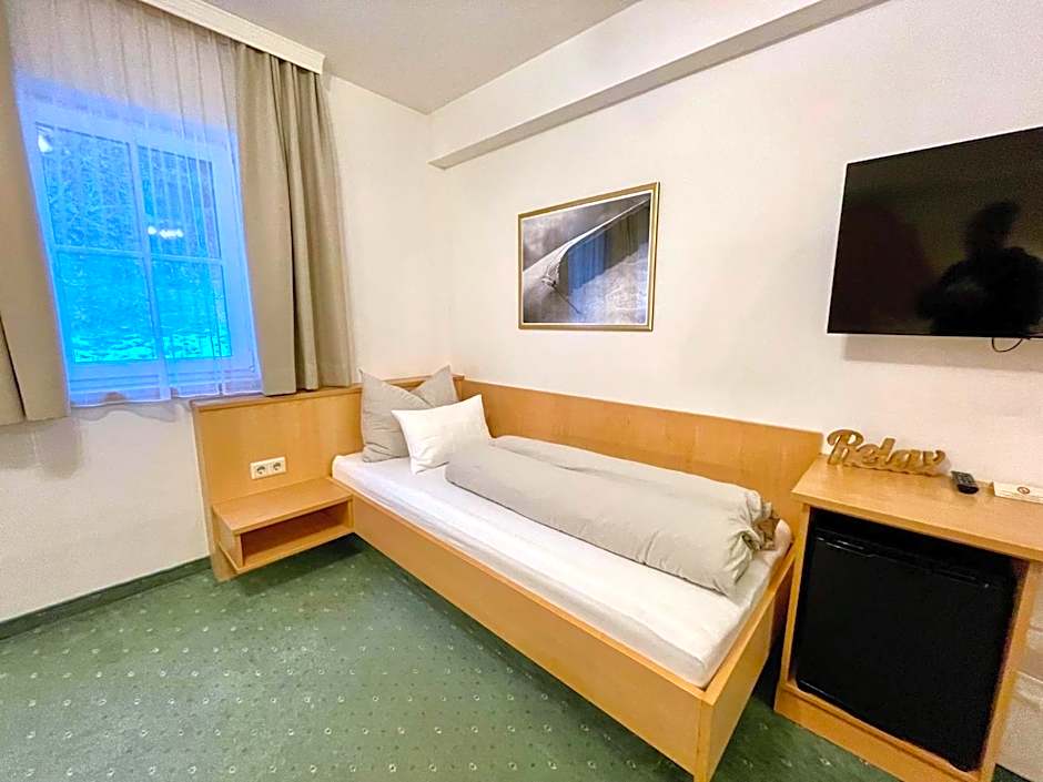 Arlen Lodge Hotel-Garni