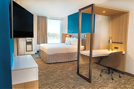 King Suite - Hearing Accessible