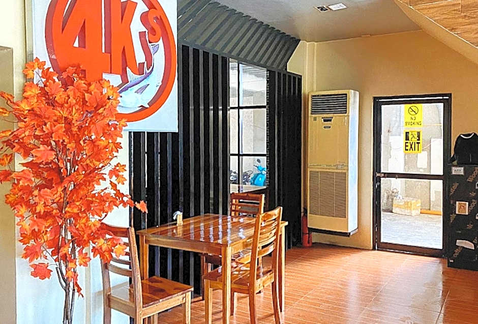 RedDoorz @ 4ks Pension House Bogo City Cebu