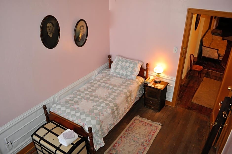 Grand Canyon Hotel