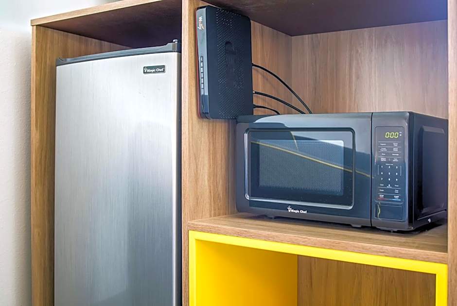 Days Inn by Wyndham Red Bluff