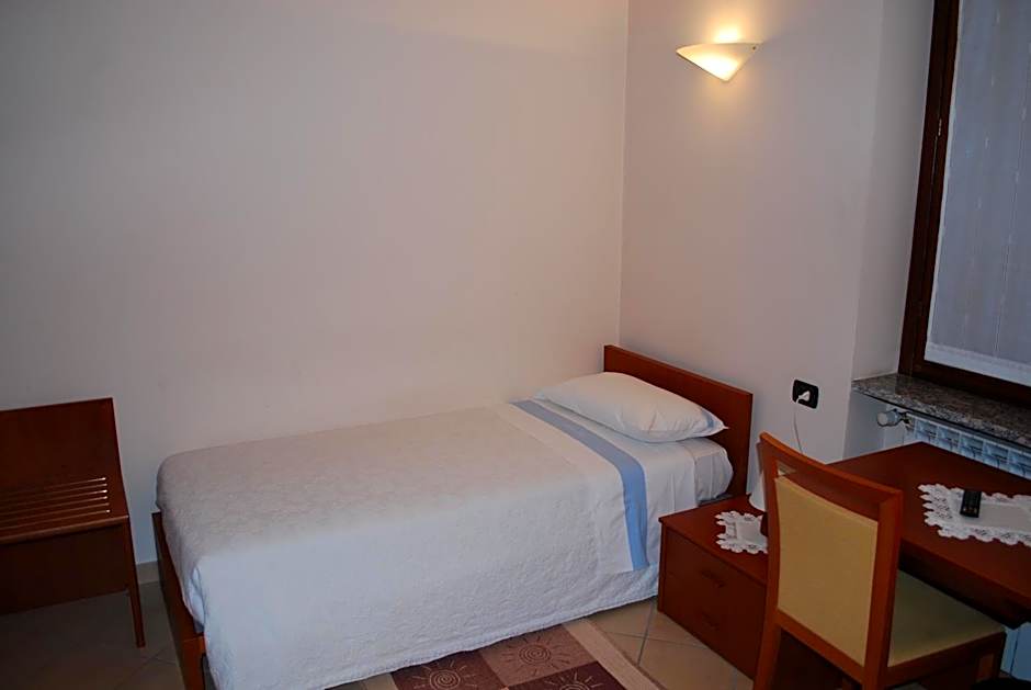 Zdjęcie 1 z 7 — Single Room