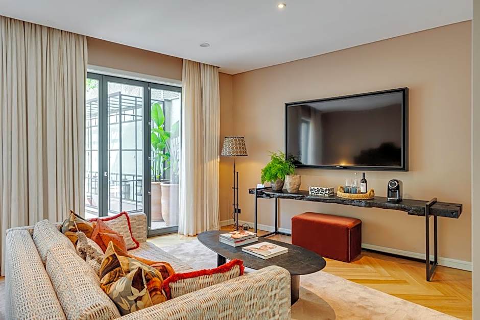 Portie Deluxe Suites by DA'HOME