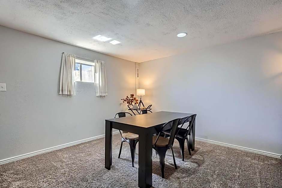 2BR Wellness Retreat in Arvada
