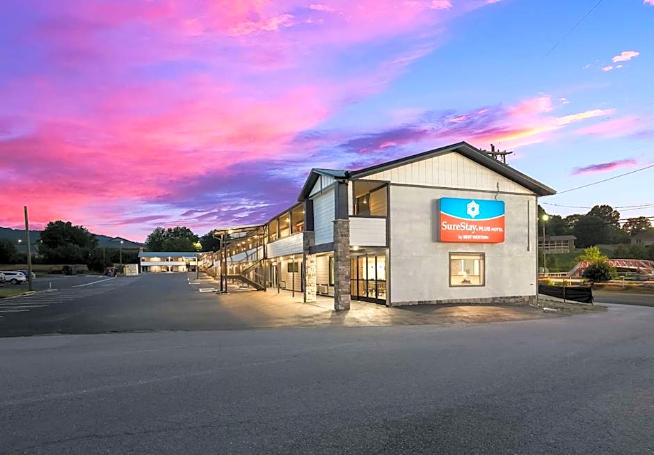 SureStay Plus by Best Western Pigeon Forge