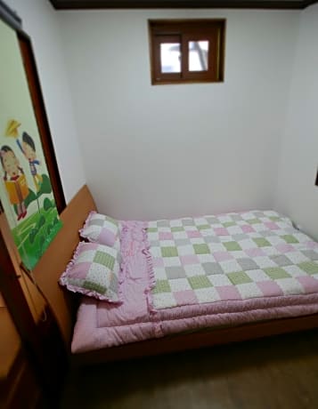 Double Room - Female Only 