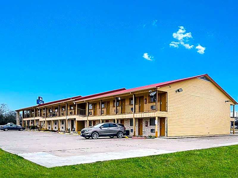 Americas Best Value Inn Refugio