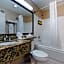 Best Western Plus Marina Shores Hotel